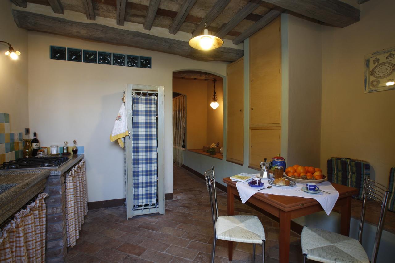 B&B Palazzo A Merse San Rocco a Pilli Luaran gambar