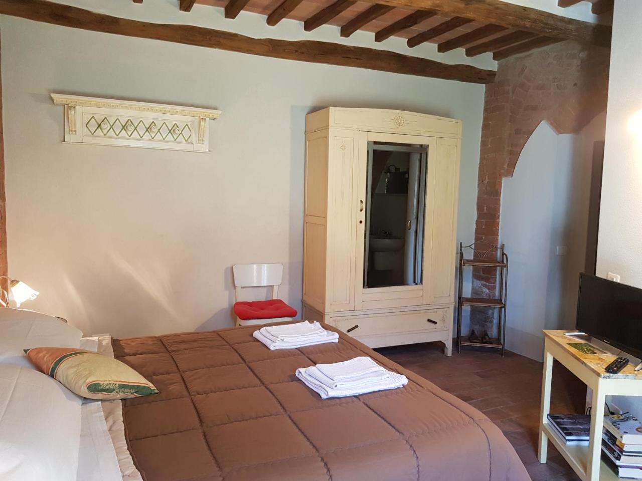 B&B Palazzo A Merse San Rocco a Pilli Luaran gambar